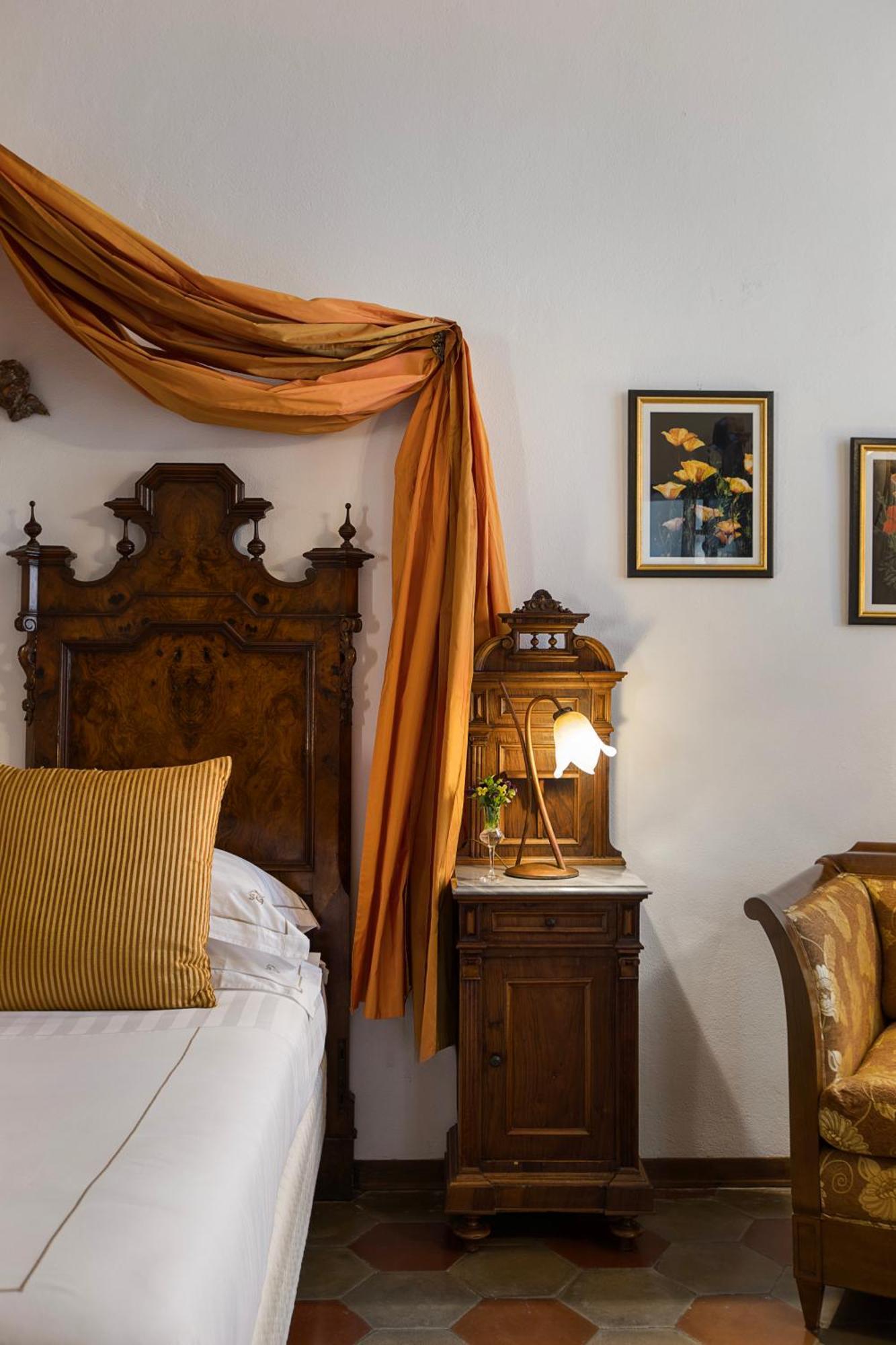 Abbadia San Giorgio Hotel โมเนเลีย ภายนอก รูปภาพ