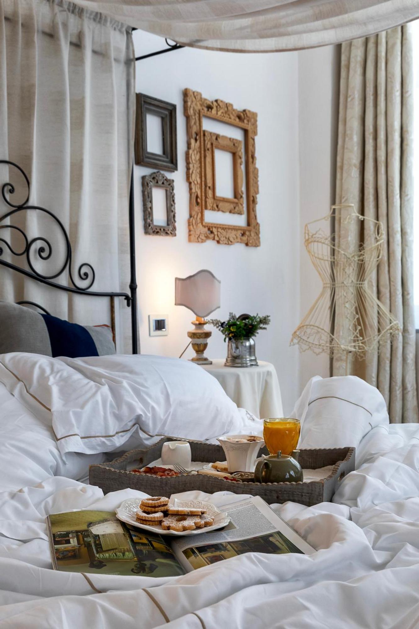 Abbadia San Giorgio Hotel โมเนเลีย ภายนอก รูปภาพ